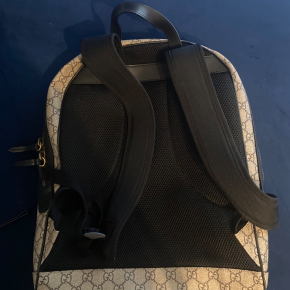 Gucci book bag - Picture 2 of 3